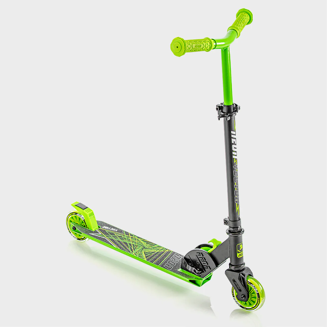 scooter-tre-em-neon-vector-yvolution-1.webp